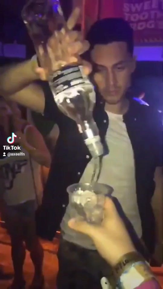 Post 4 by Axeel on TikTok (video)