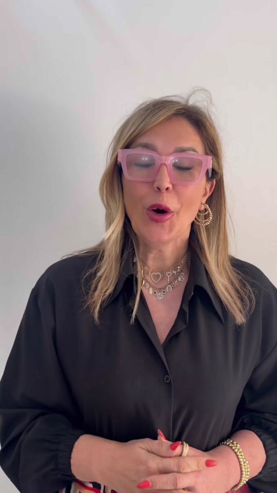 Post 1 by Joyería Isabel Aguilera on TikTok (video)