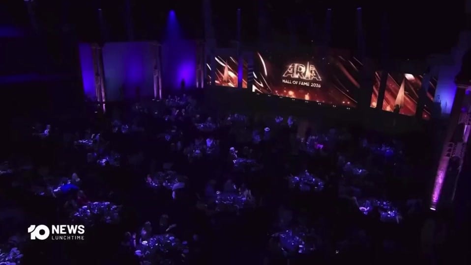 Post 4 by Kate Ceberano on TikTok (video)