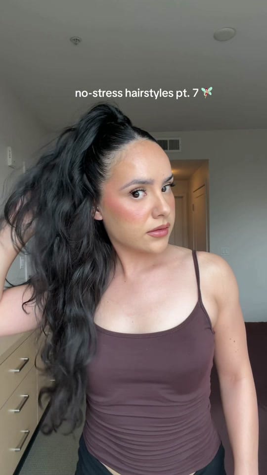 Post 6 by Glo on TikTok (video)