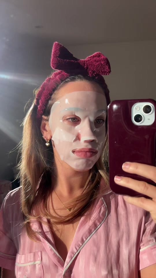 Post 5 by LARISSA on TikTok (video)