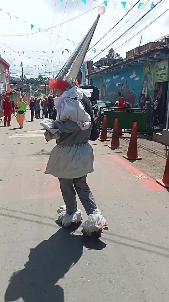 Post 6 by @eljovenaso on TikTok (video)