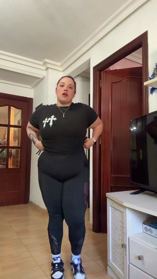 Post 2 by La kukita on TikTok (video)