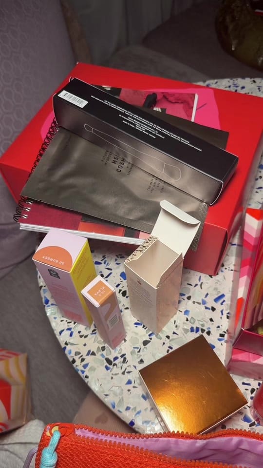 Post 4 by Angelina.Georgiou on TikTok (video)