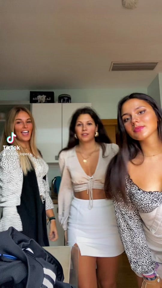 Post 9 by lidia_lopezz_ on TikTok (video)