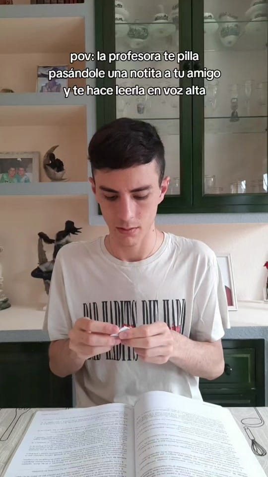 Post 4 by Twin Gómez on TikTok (video)