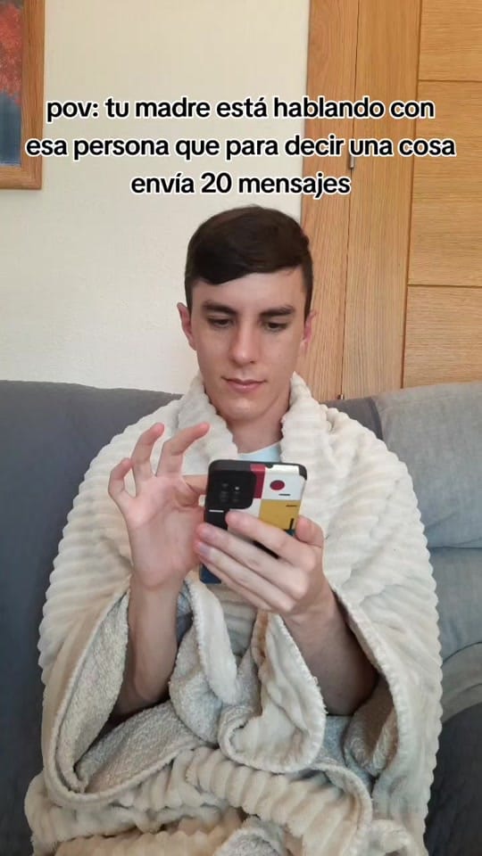 Post 2 by Twin Gómez on TikTok (video)