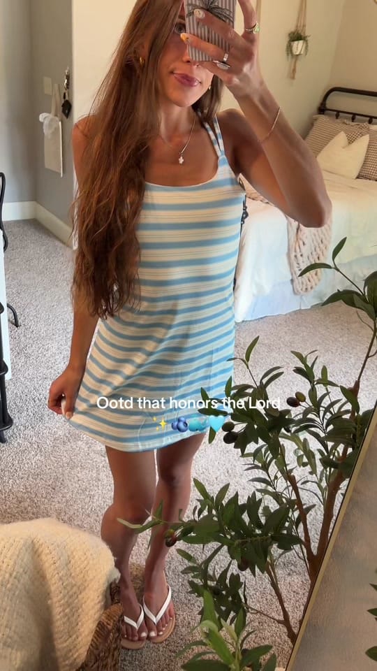 Post 2 by Sydney Anne on TikTok (video)