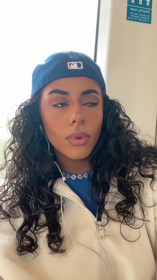 Post 1 by Chantelle Robeka on TikTok (video)