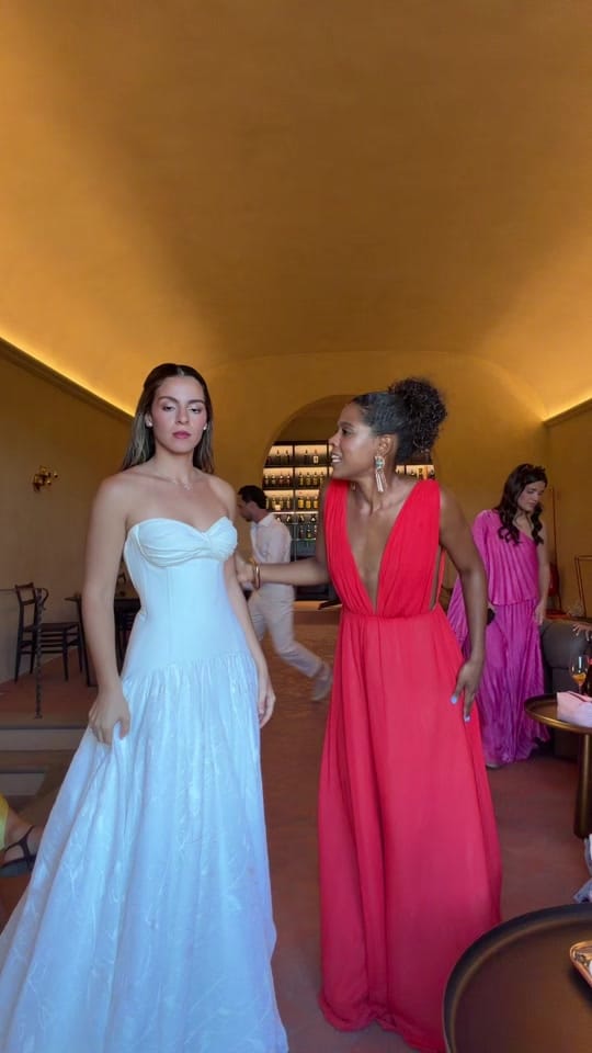 Post 4 by siguiendoalsoll on TikTok (video)
