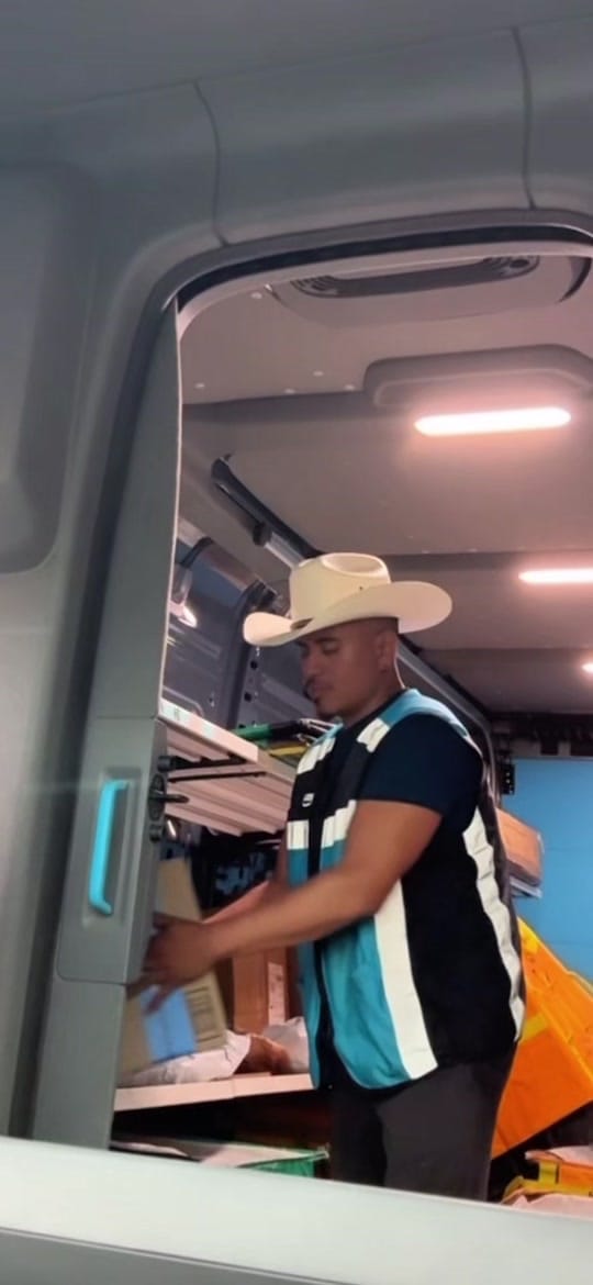 Post 8 by Julio Hernandez on TikTok (video)