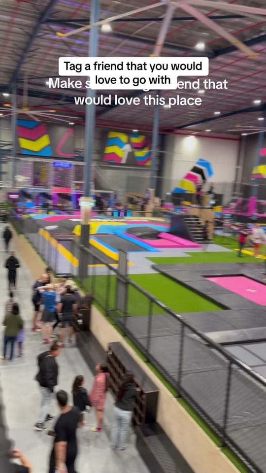 Post 10 by Lara Hawwash on TikTok (video)