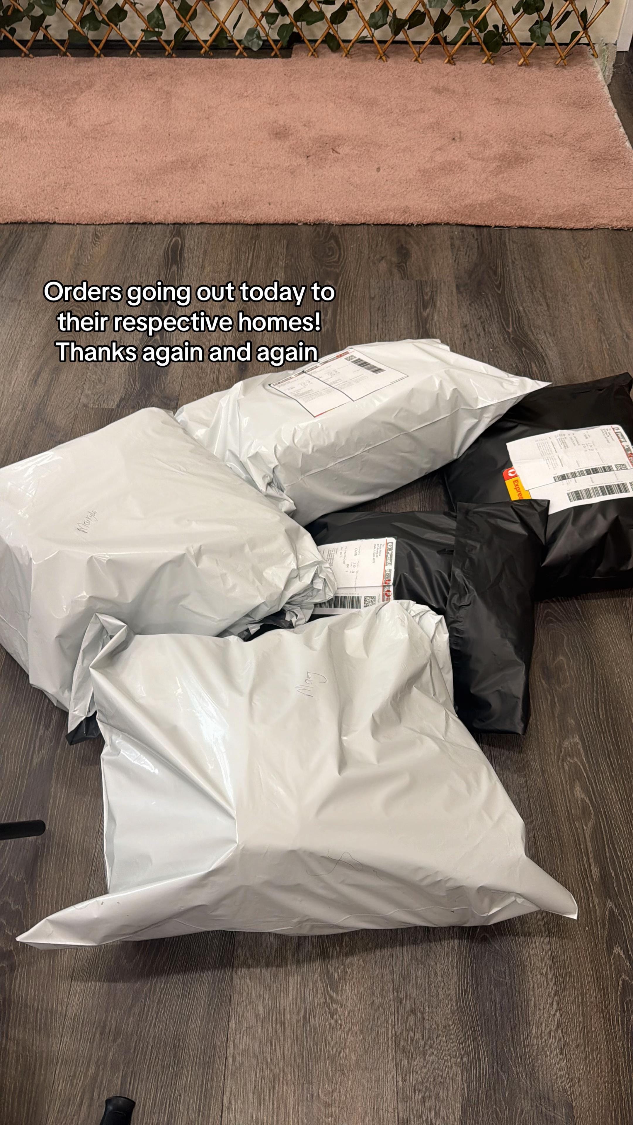 Post 7 by Sade Glam Boutique 🇦🇺 on TikTok (video)