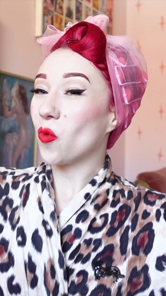 Post 10 by Miss Lady Lace on TikTok (video)