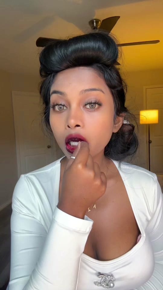 Post 5 by DIA on TikTok (video)