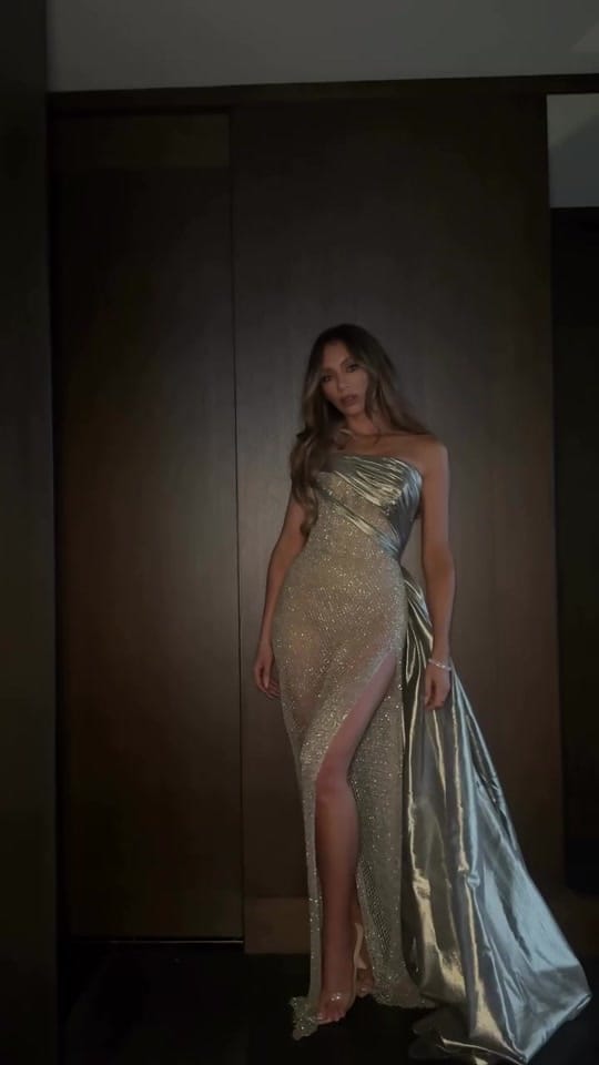 Post 7 by AlinLeKal on TikTok (video)