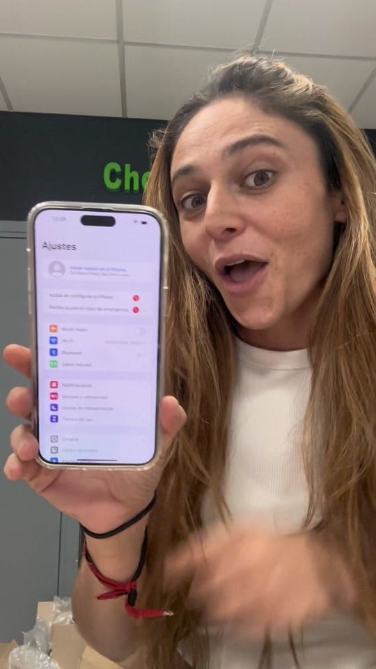 Post 10 by Chollomoviles on TikTok (video)