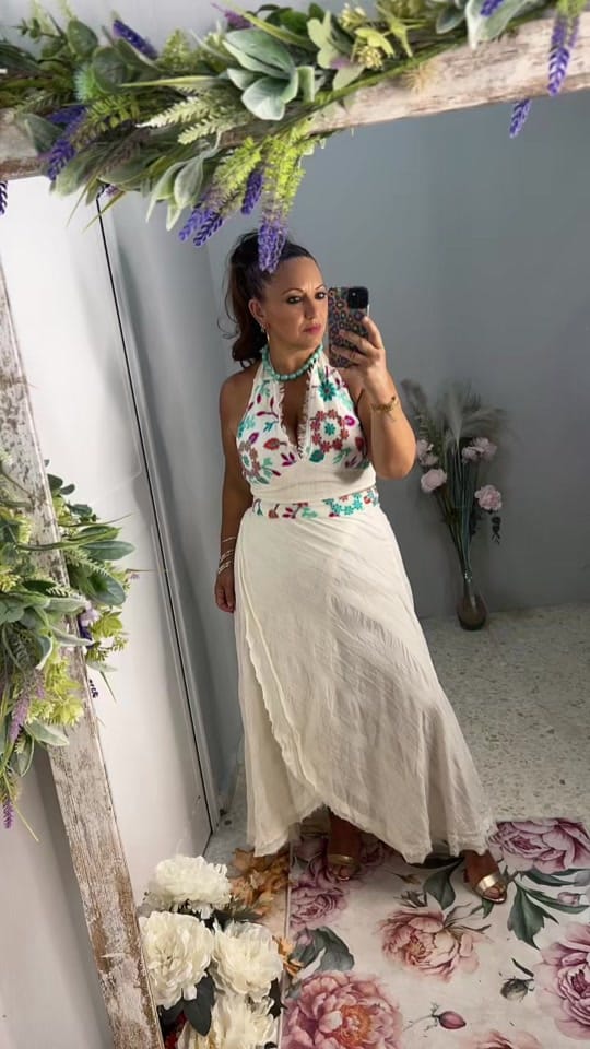 Post 7 by Ana y los 4 modas💃 on TikTok (video)