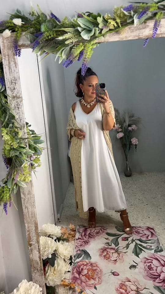Post 8 by Ana y los 4 modas💃 on TikTok (video)