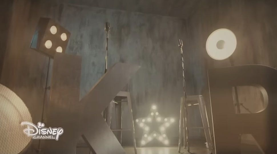 Post 1 by LUNA 🛼 on TikTok (video)