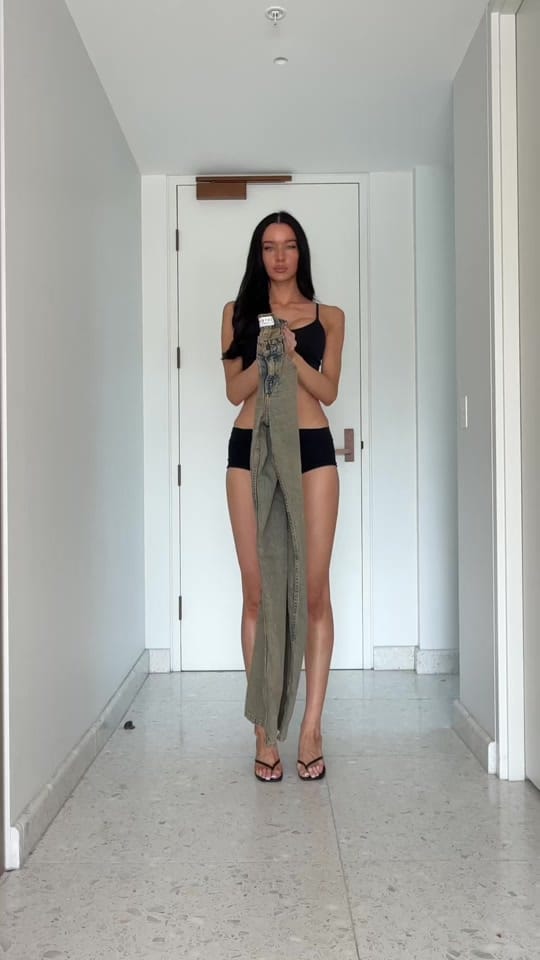 Post 1 by Isobel Celeste on TikTok (video)