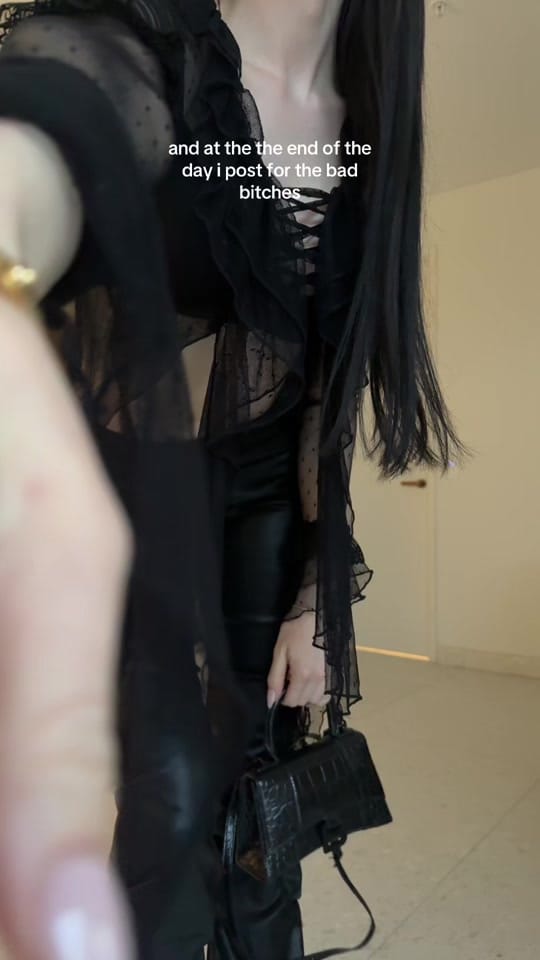 Post 7 by Isobel Celeste on TikTok (video)