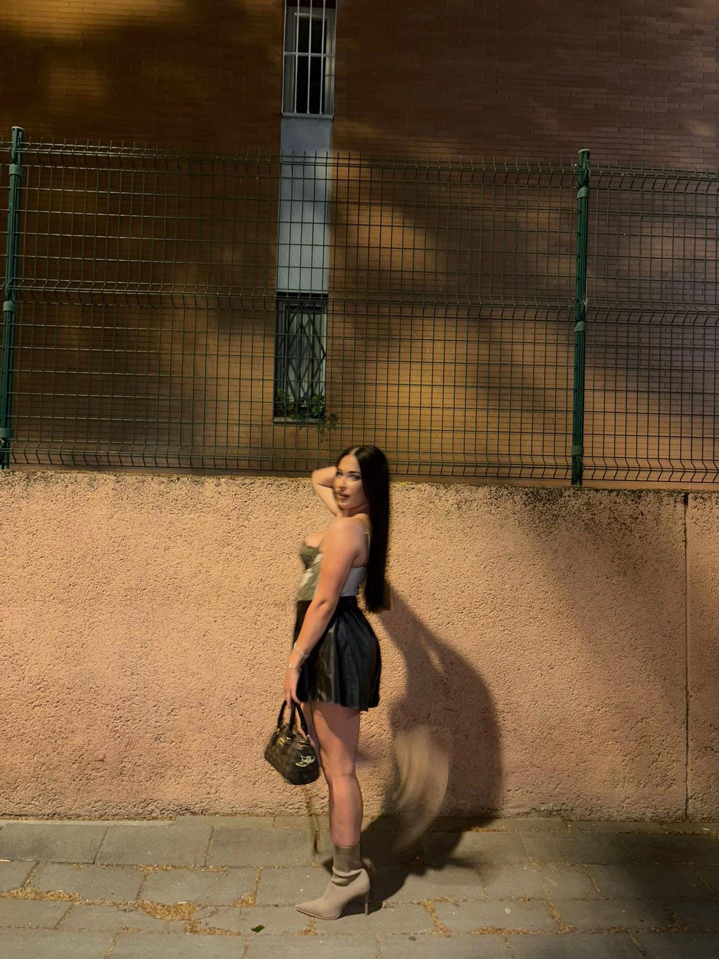 Post 2 by Elenaanunez on TikTok (video)