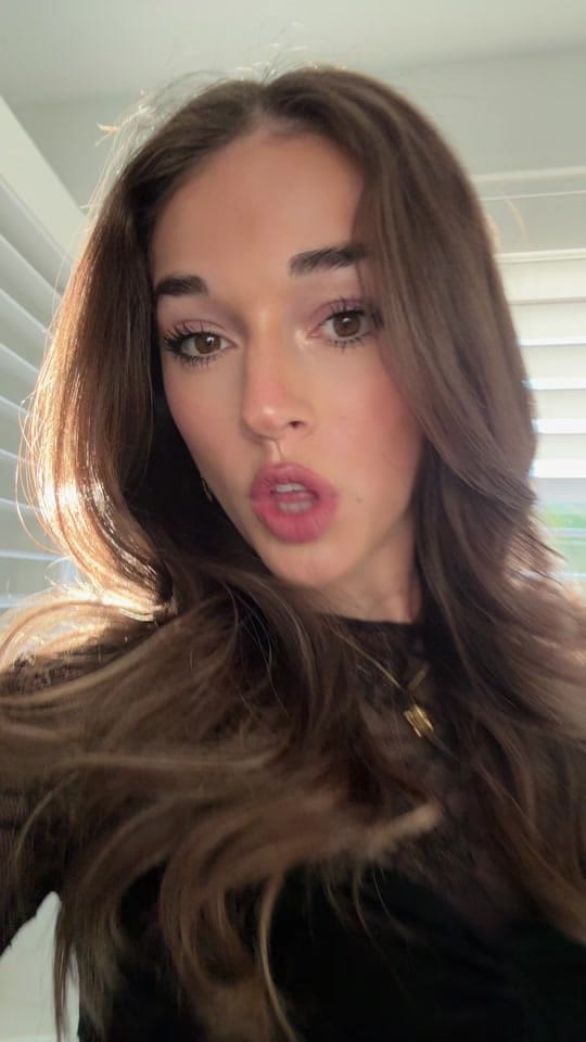 Post 5 by CAITLIN CORONEOS on TikTok (video)