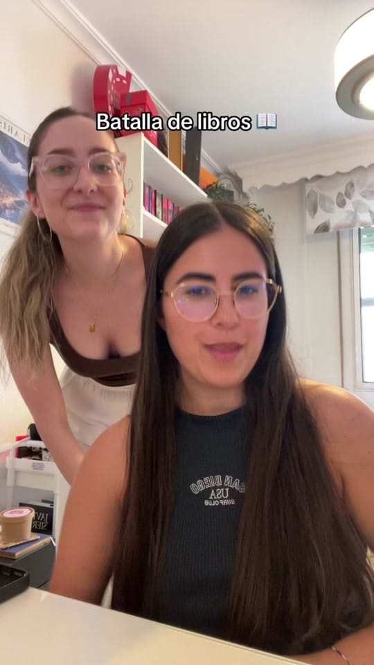 Post 7 by Mercedes Viana on TikTok (video)