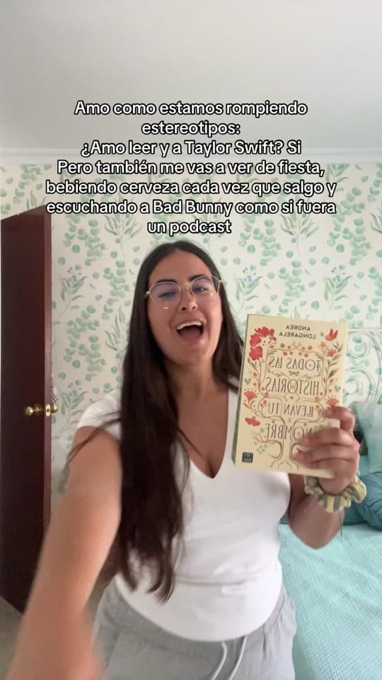 Post 1 by Mercedes Viana on TikTok (video)