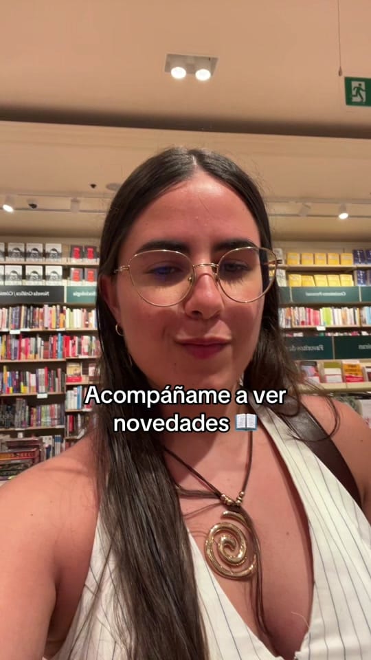 Post 4 by Mercedes Viana on TikTok (video)