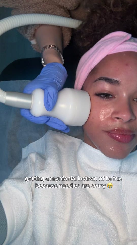 Post 1 by SARAH K. on TikTok (video)