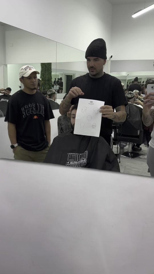 Post 10 by Ismael De Mora on TikTok (video)