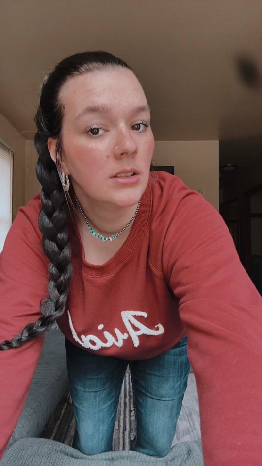 Post 2 by 𝕵𝖎𝖑𝖑 on TikTok (video)
