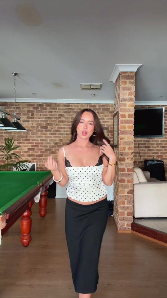 Post 1 by Aniqah ⋆⭒˚.⋆ on TikTok (video)