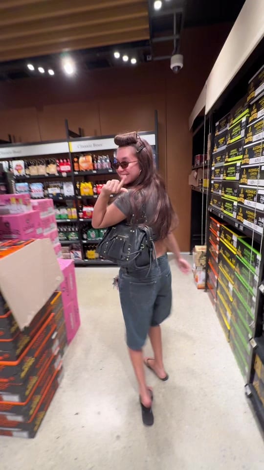 Post 5 by Aniqah ⋆⭒˚.⋆ on TikTok (video)