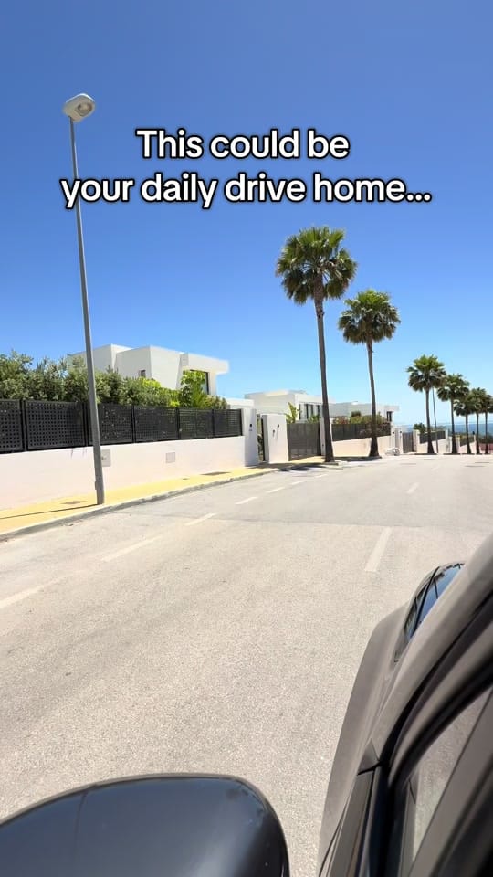 Post 5 by Luxury Homes on TikTok (video)