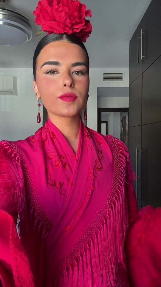Post 5 by julia visentin on TikTok (video)
