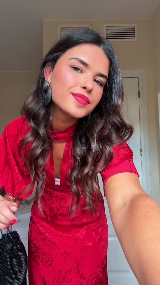 Post 9 by julia visentin on TikTok (video)