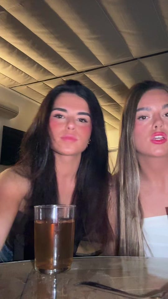 Post 2 by julia visentin on TikTok (video)