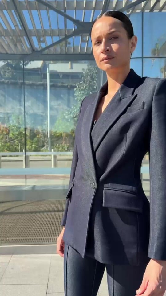 Post 9 by Manning Cartell on TikTok (video)