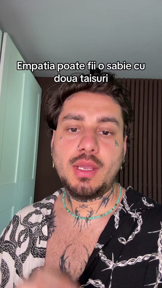Post 8 by Alin - Artist al Conștiinței on TikTok (video)