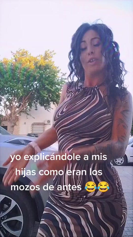 Post 10 by 🔥(◠‿◕)  𝔻𝕖𝕓𝕠𝕣𝕒 (◠‿◕)🔥 on TikTok (video)