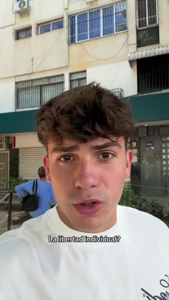 Post 1 by joseoliverr_ on TikTok (video)