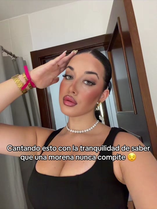 Post 2 by Rocío Naval🐊 on TikTok (video)