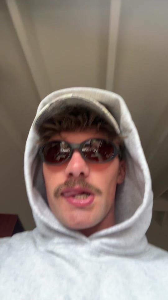 Post 2 by Ericbotha on TikTok (video)