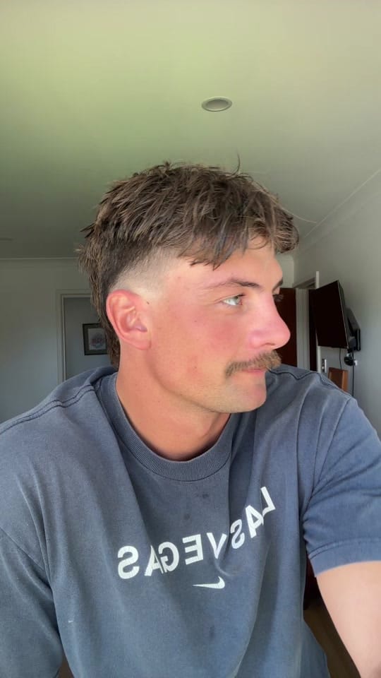 Post 10 by Ericbotha on TikTok (video)