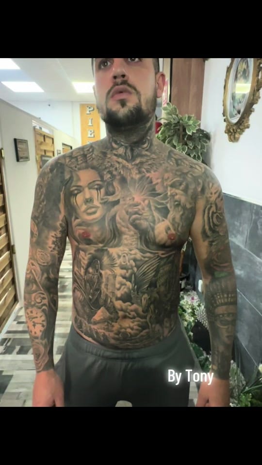 Post 1 by Adrenaline Tattoo Sevilla on TikTok (video)
