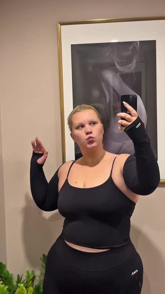 Post 2 by KITTY ⭐️ on TikTok (video)