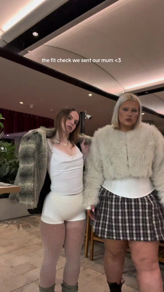 Post 7 by KITTY ⭐️ on TikTok (video)